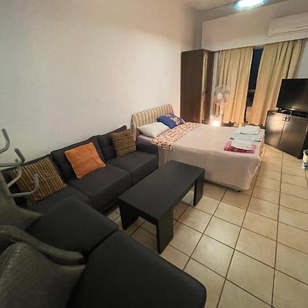 Studio Apartment Larnaca Ngoại thất bức ảnh